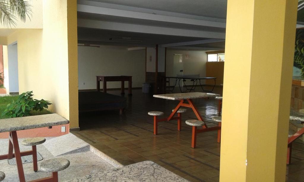 Caldas Novas - Go - Apartamento Parque Das Aguas Quentes Bloco 1 - Em Frente Clube Prive Exterior photo
